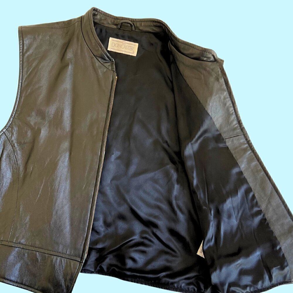 Doncaster Black Leather Vest - Vintage - Picture 4 of 6